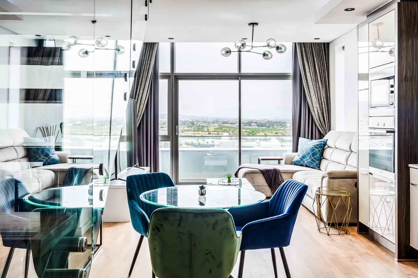 Crystal Towers Presidential Penthouse