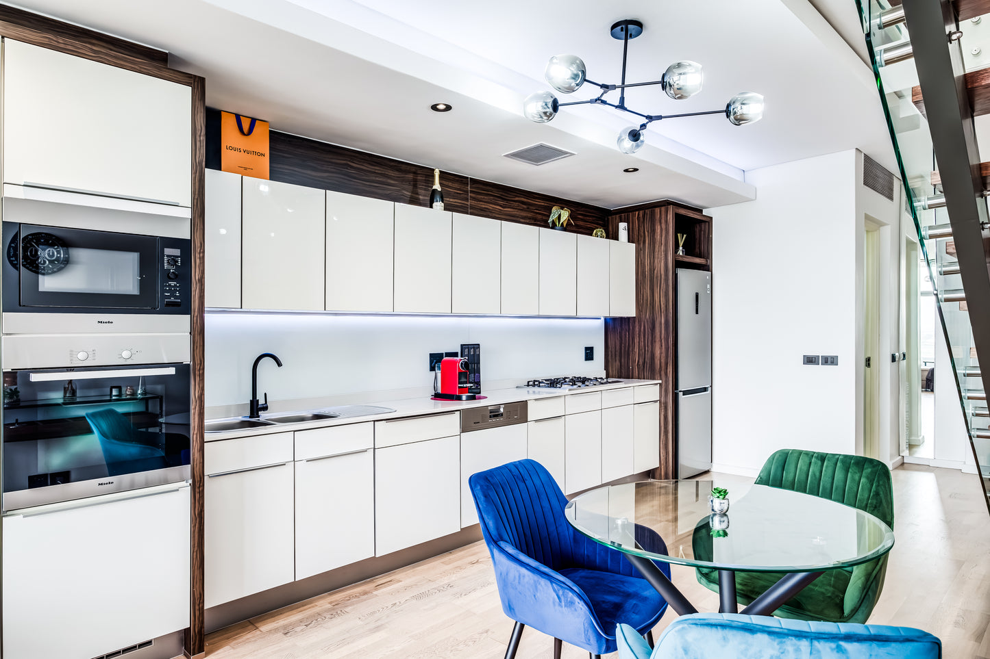 Crystal Towers Presidential Penthouse