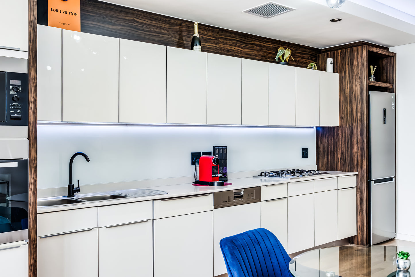 Crystal Towers Presidential Penthouse