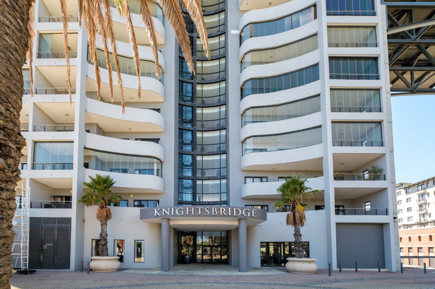 Knightsbridge Prestige Suite