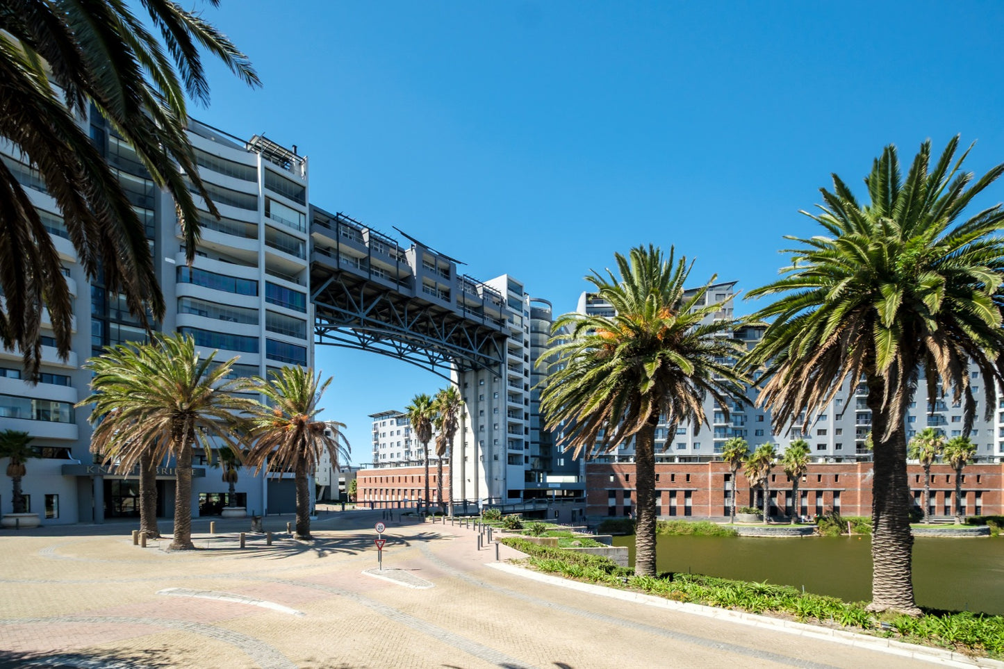 Knightsbridge Prestige Suite