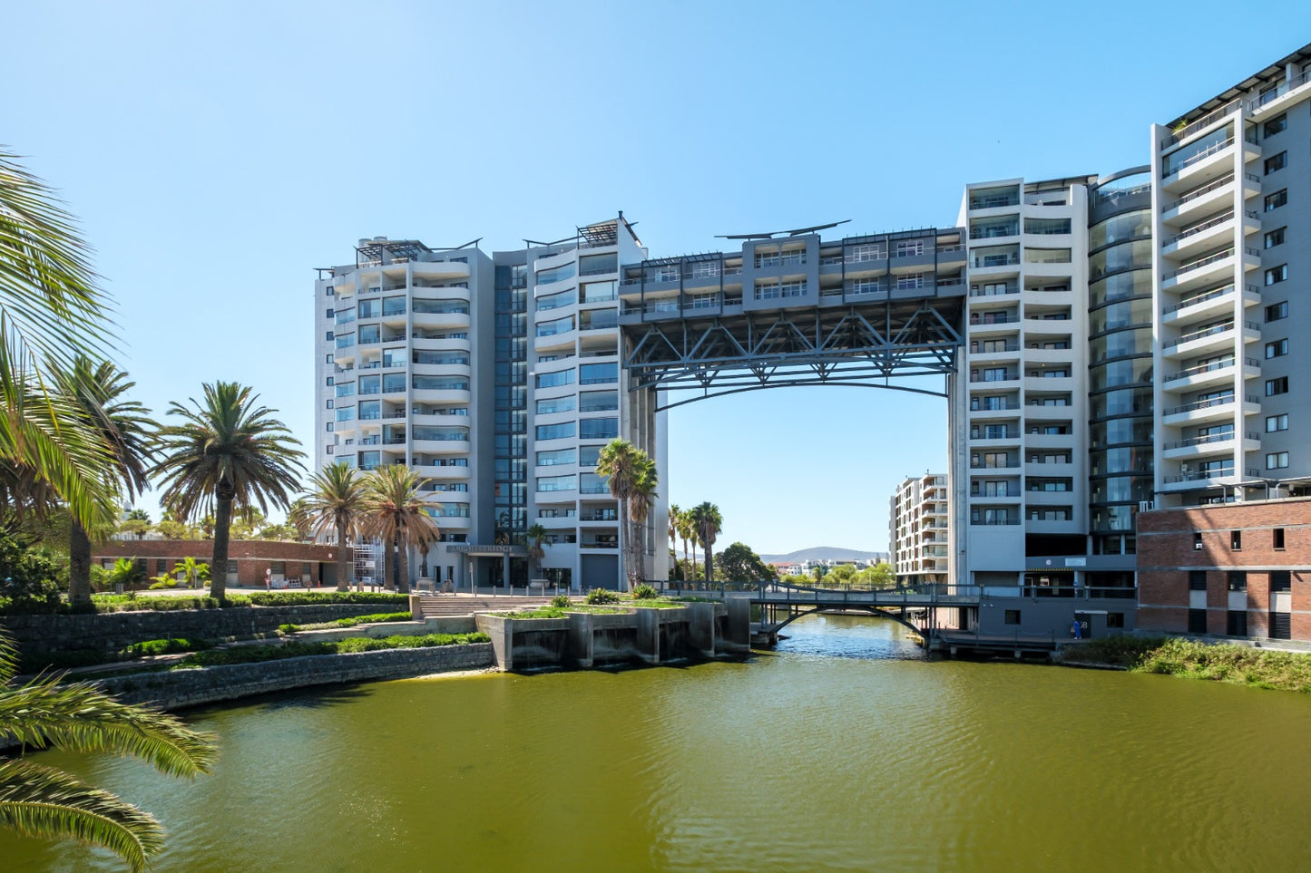 Knightsbridge Prestige Suite