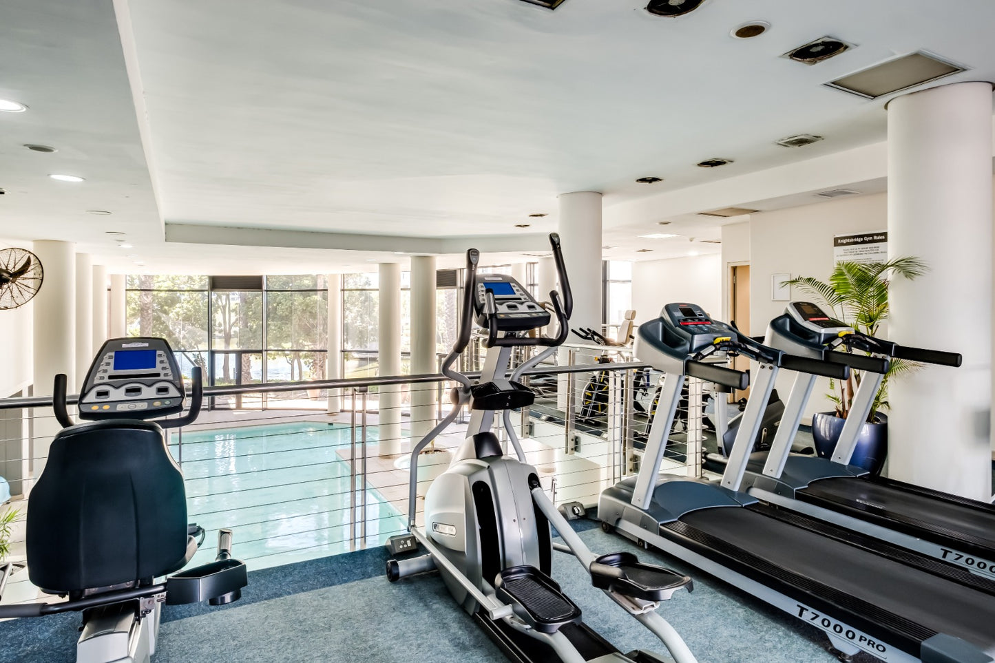 Knightsbridge Prestige Suite