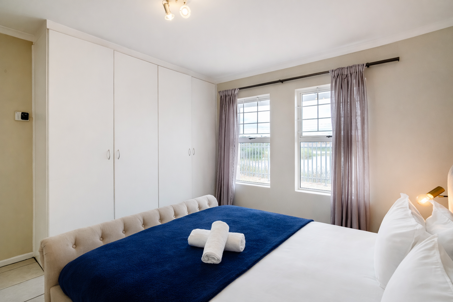 Century On Lake Moorings